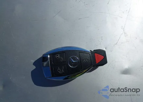 2019 Mercedes-Benz Glc 300 from USA, damaged, VIN WDC0G4JB4KV183907